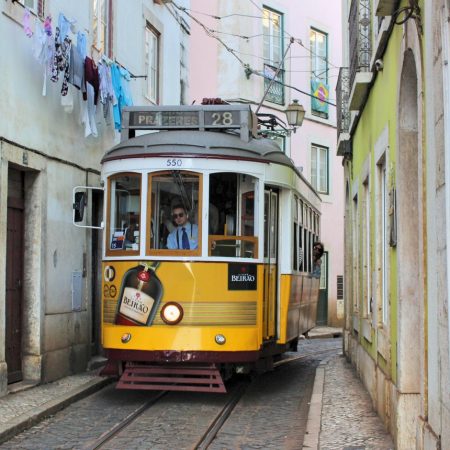 Tram 28, typisch Lissabon