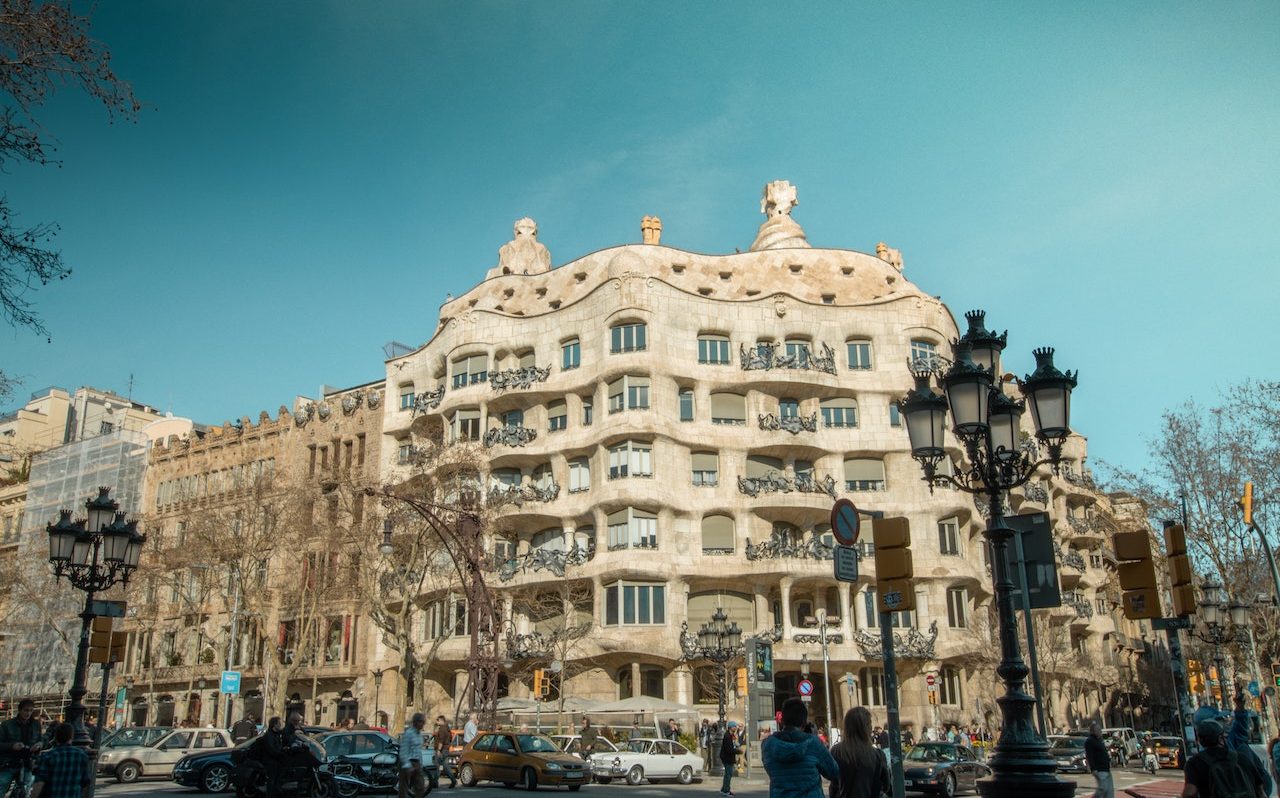 gaudi casa mila barcelona
