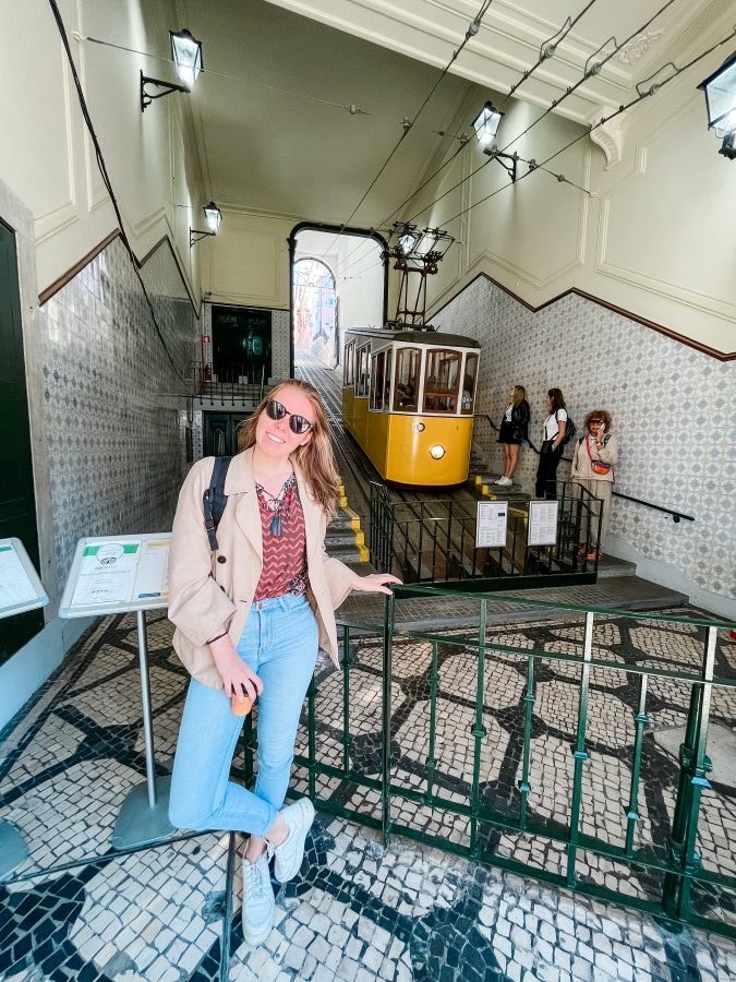 liften in lissabon ascensor da bica