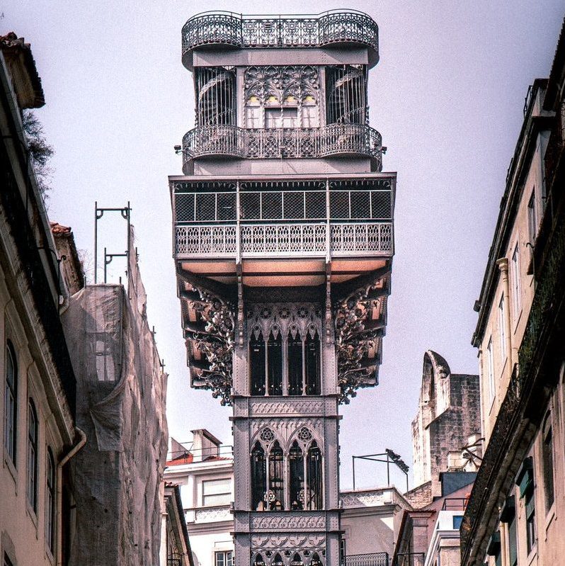 Santa Justa-Lift top bezienswaardigheden lissabon.jpg