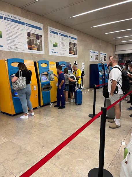 metro ticket van vliegveld naar het centrum van Lissabon