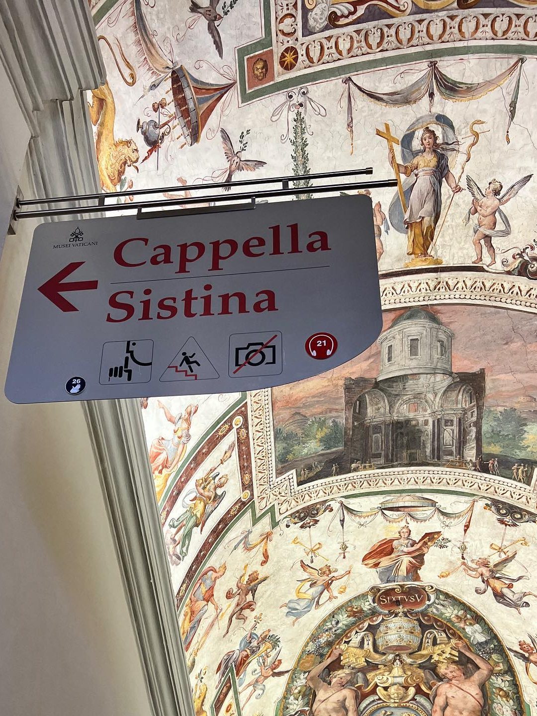 Hoe kom je bij de Sixtijnse kapel in Rome?