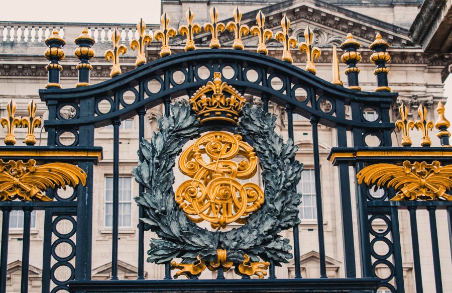 De hekken van Buckingham Palace Londen