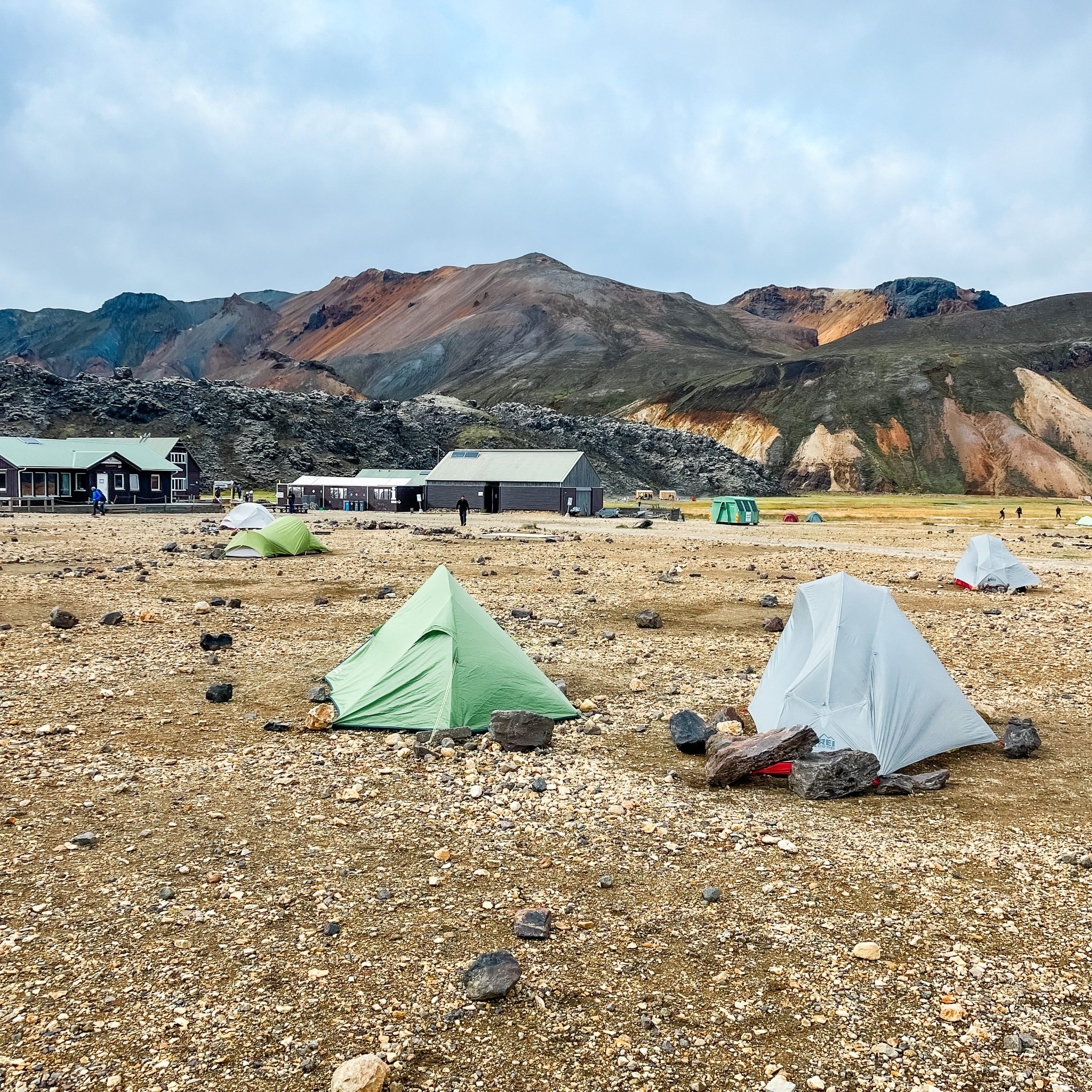 landmannalaugar camping ijsland