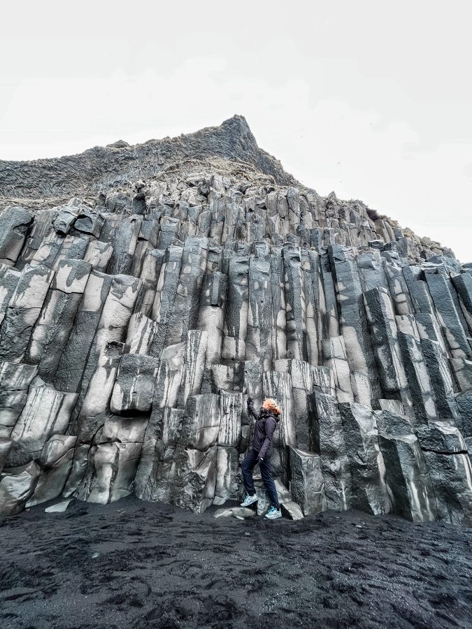 kobaltkolommen zwarte strand vík