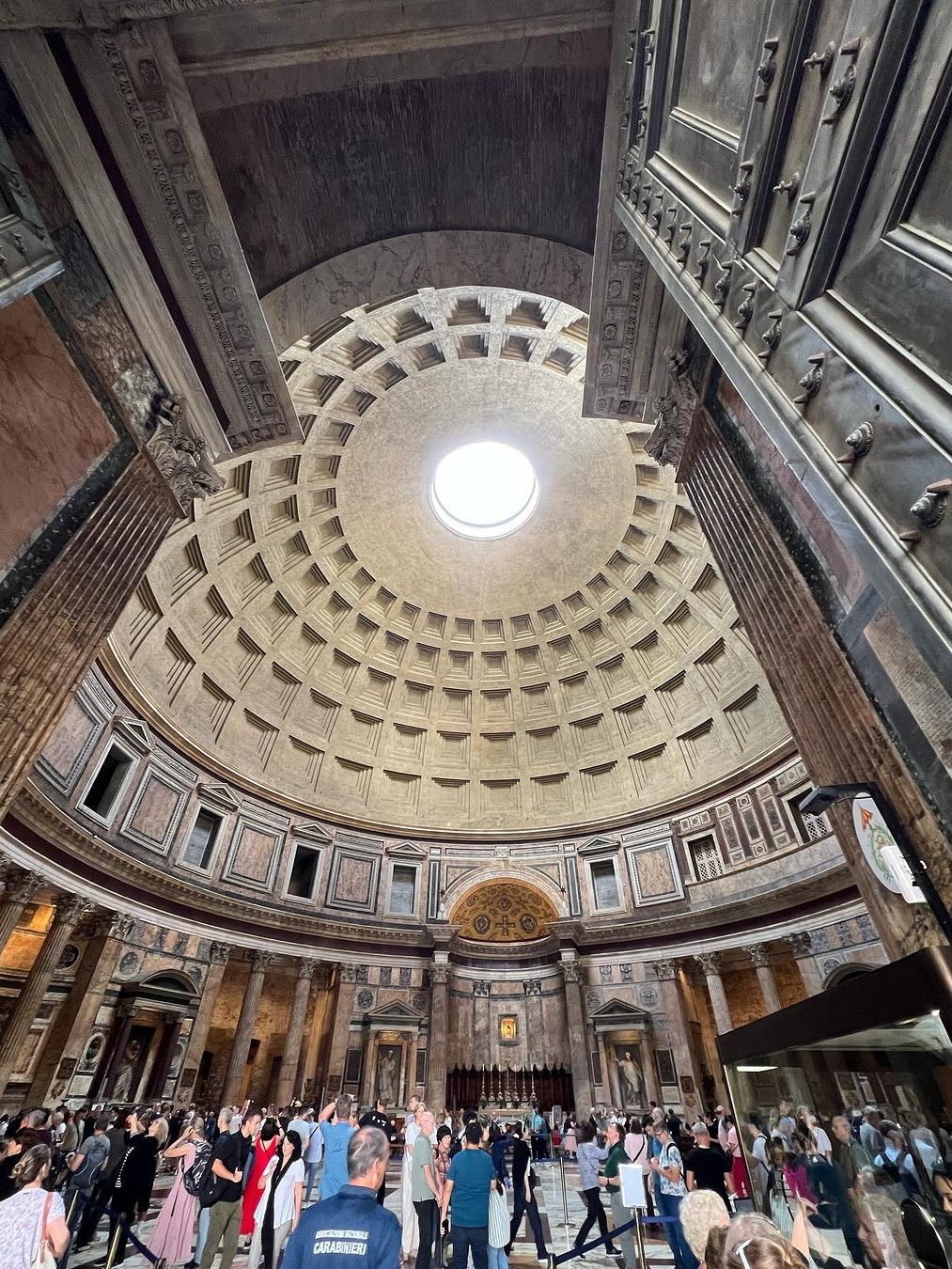 deuren pantheon in rome bezoeken