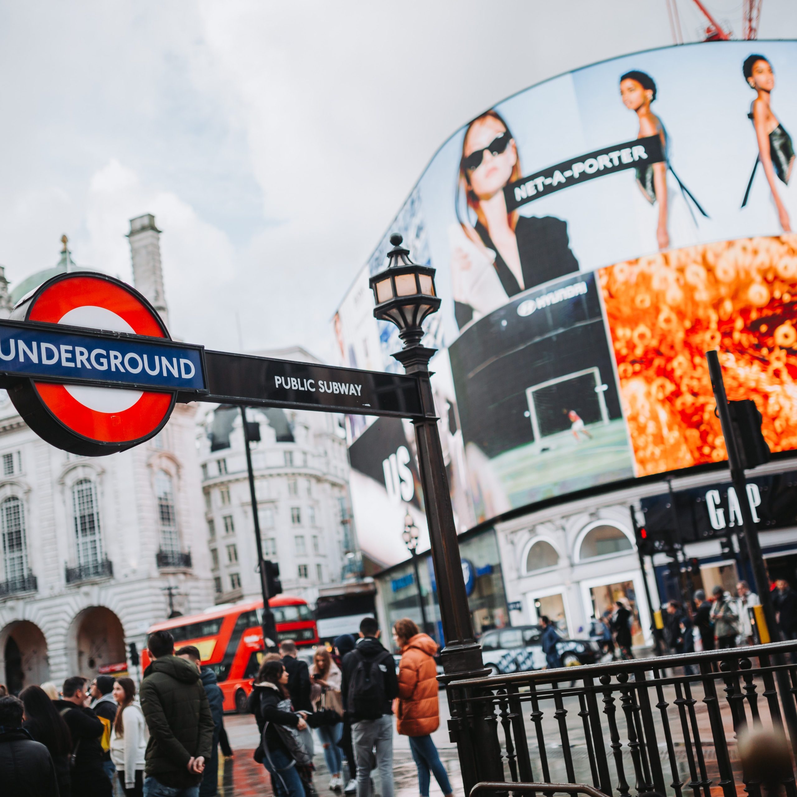 picadilly circus bezienswaardigheden