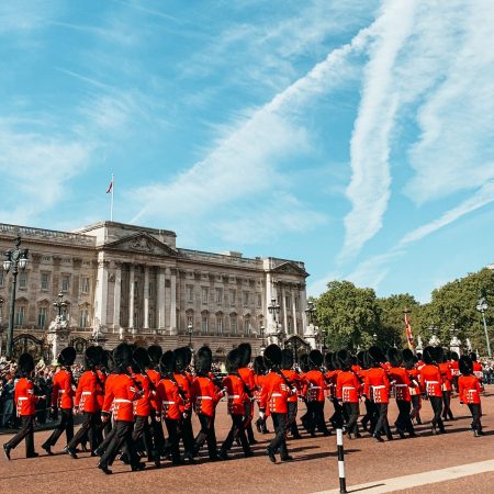 Wisseling van de wacht bij Buckingham Palace