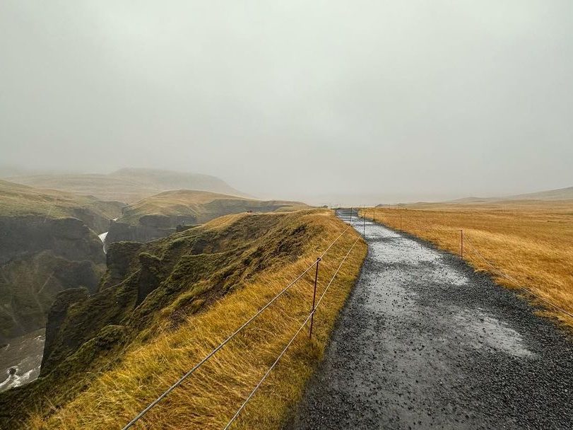 Fjaðrárgljúfur-kloof