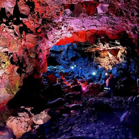 Raufarhólshellir lavatunnel IJsland