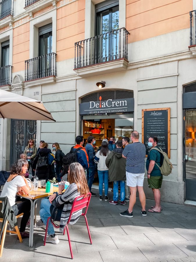 Lekkerste ijs in barcelona de la crem