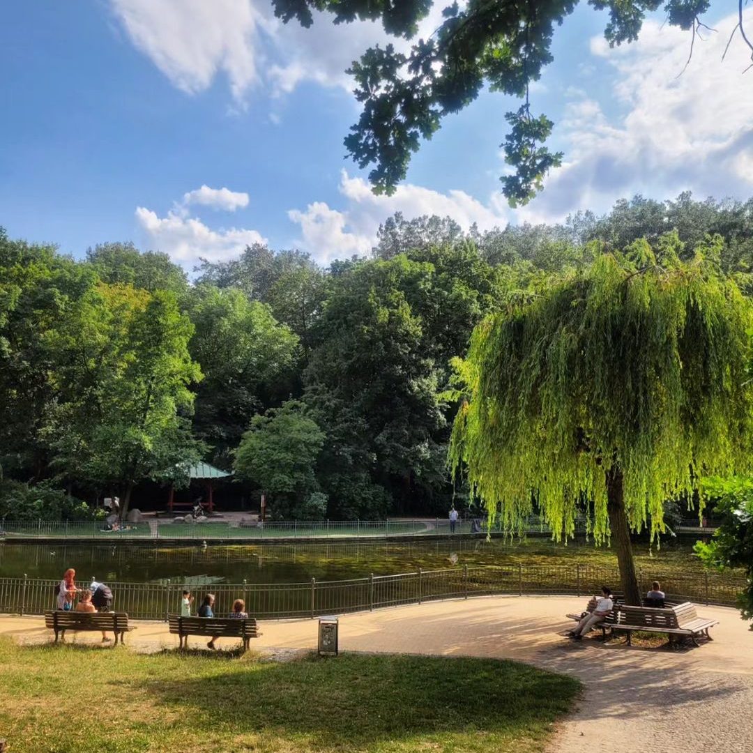 volkspark Friedrichshein