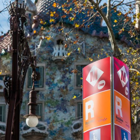 Hola Barcelona Travel Card: zo bespaar je geld in Barcelona