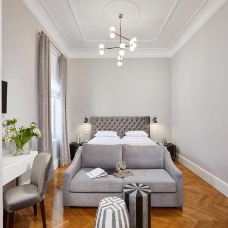 luxe hotels in athene