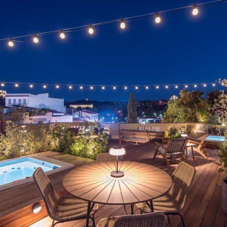 boutique hotel in athene met dakterras en zwembad
