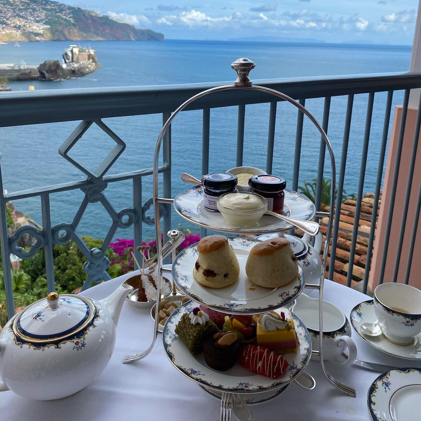 afternoon tea reids palace hotel funchal