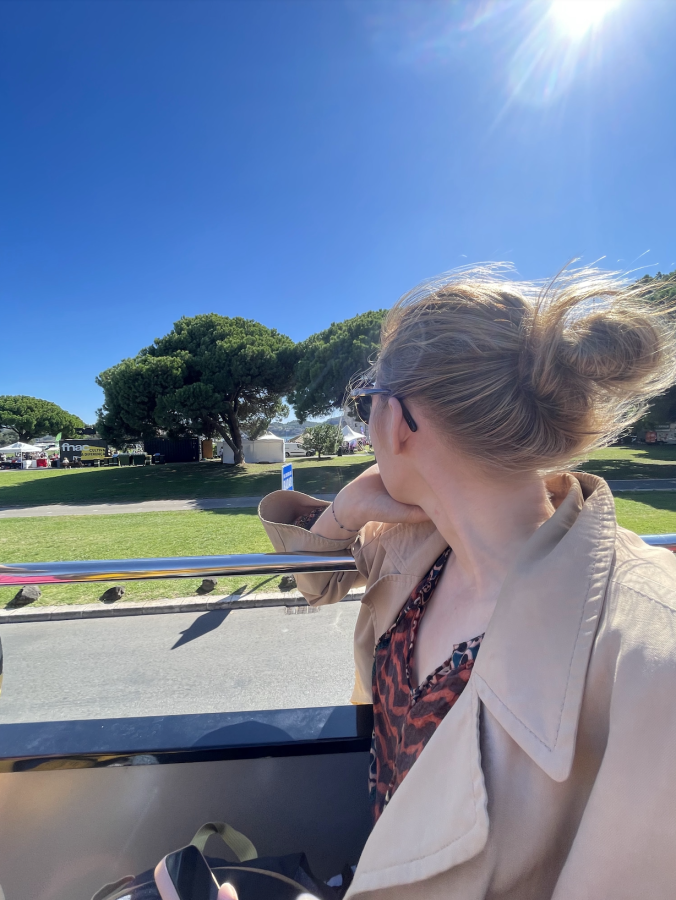 hop on hop of bus in lissabon