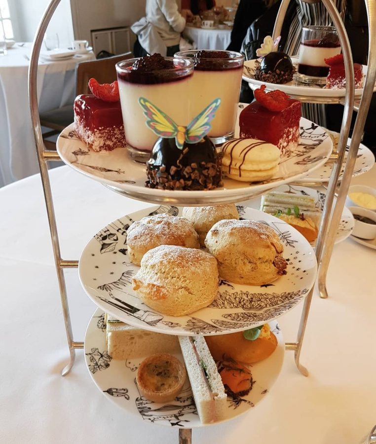 high tea the swan shakespeare's glob theater londen