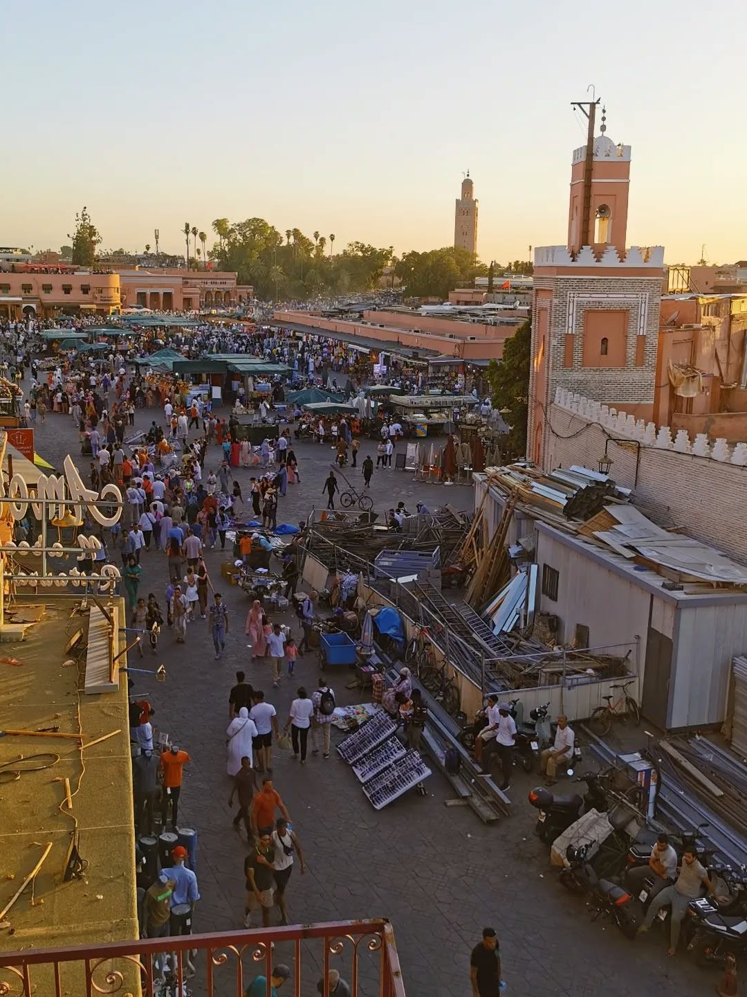 le grand bazar rooftop bar marrkech