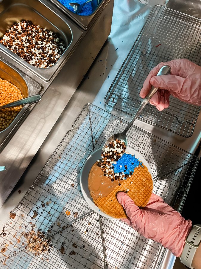 versieren van de stroopwafels amsterdam leuke dingen om te doen