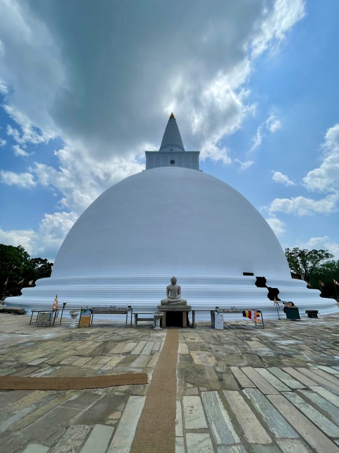 Anuradhapura Mirisawetiya stupa