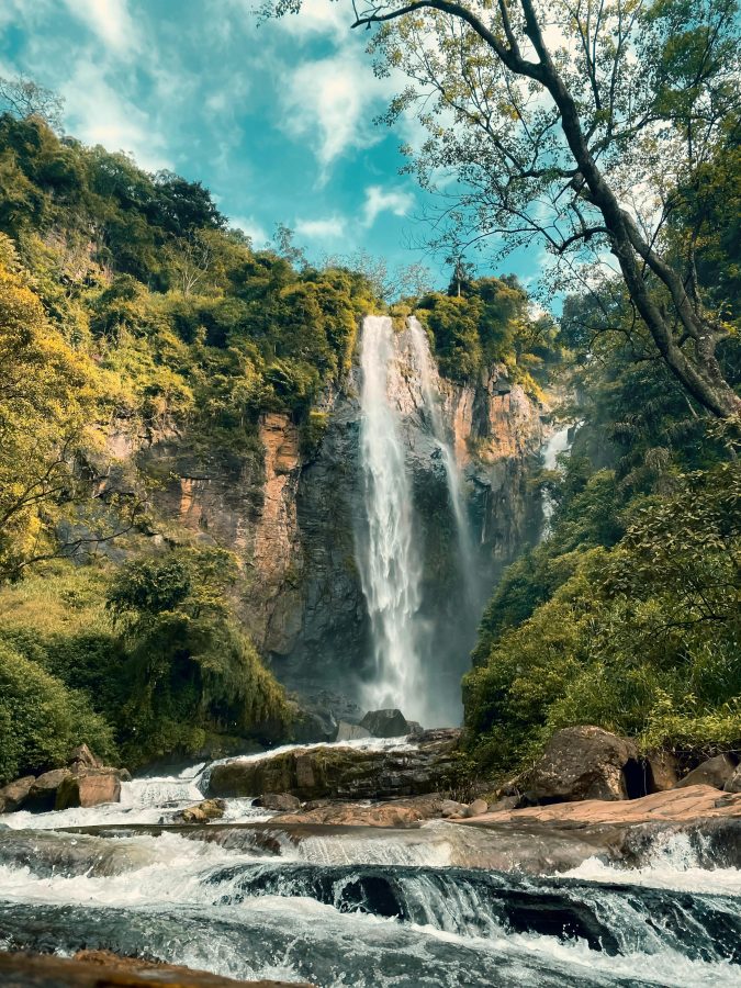 De Ramboda Falls bij Nuwara Eliya